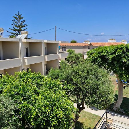 Creteco Hotel & Suites Gournes Gouvon Bagian luar foto