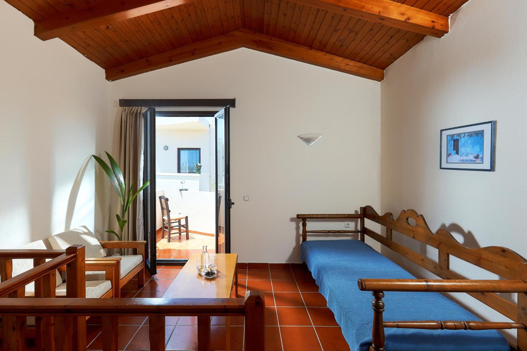 Creteco Hotel & Suites Gournes Gouvon Bagian luar foto