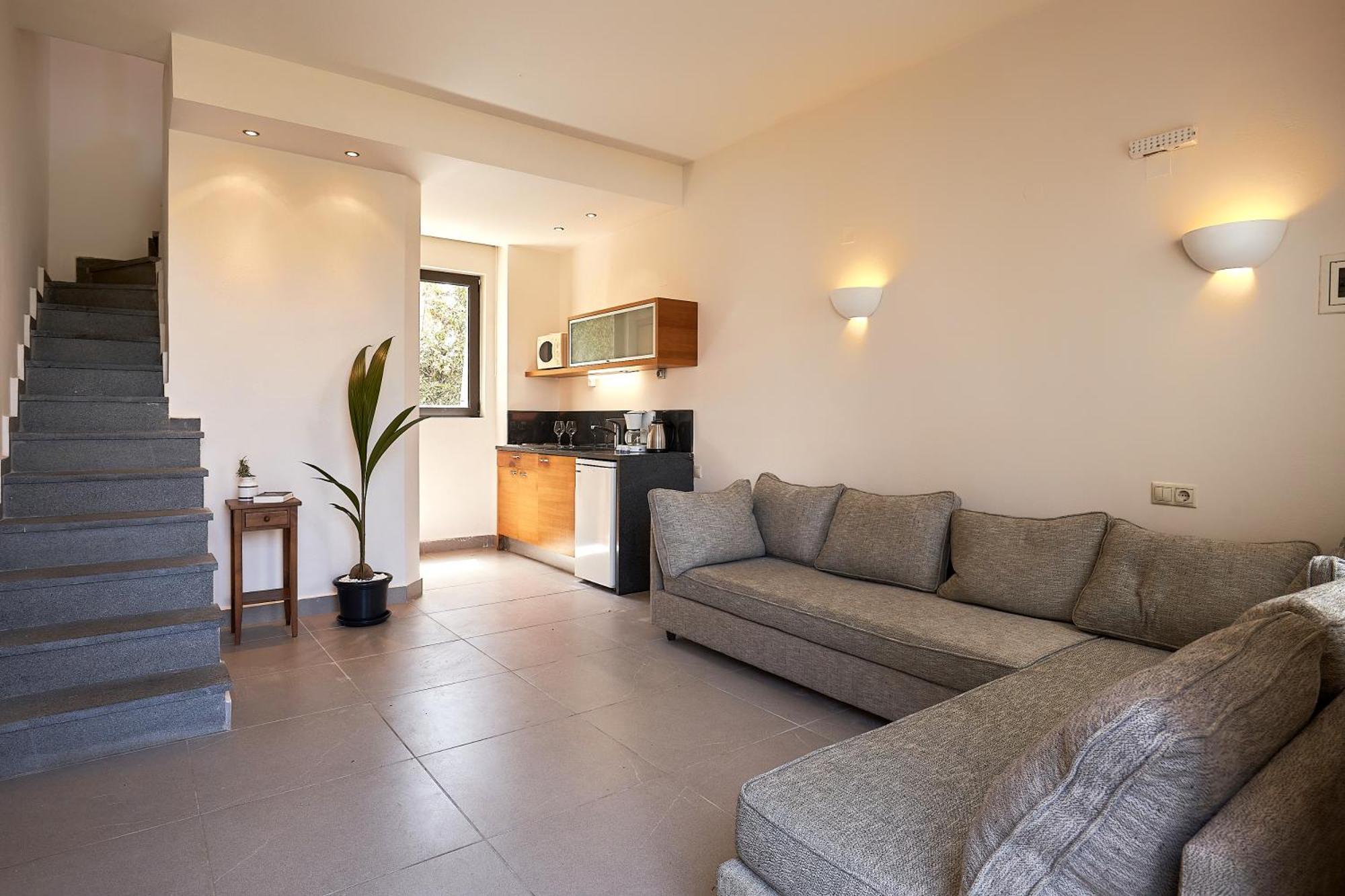 Creteco Hotel & Suites Gournes Gouvon Bagian luar foto
