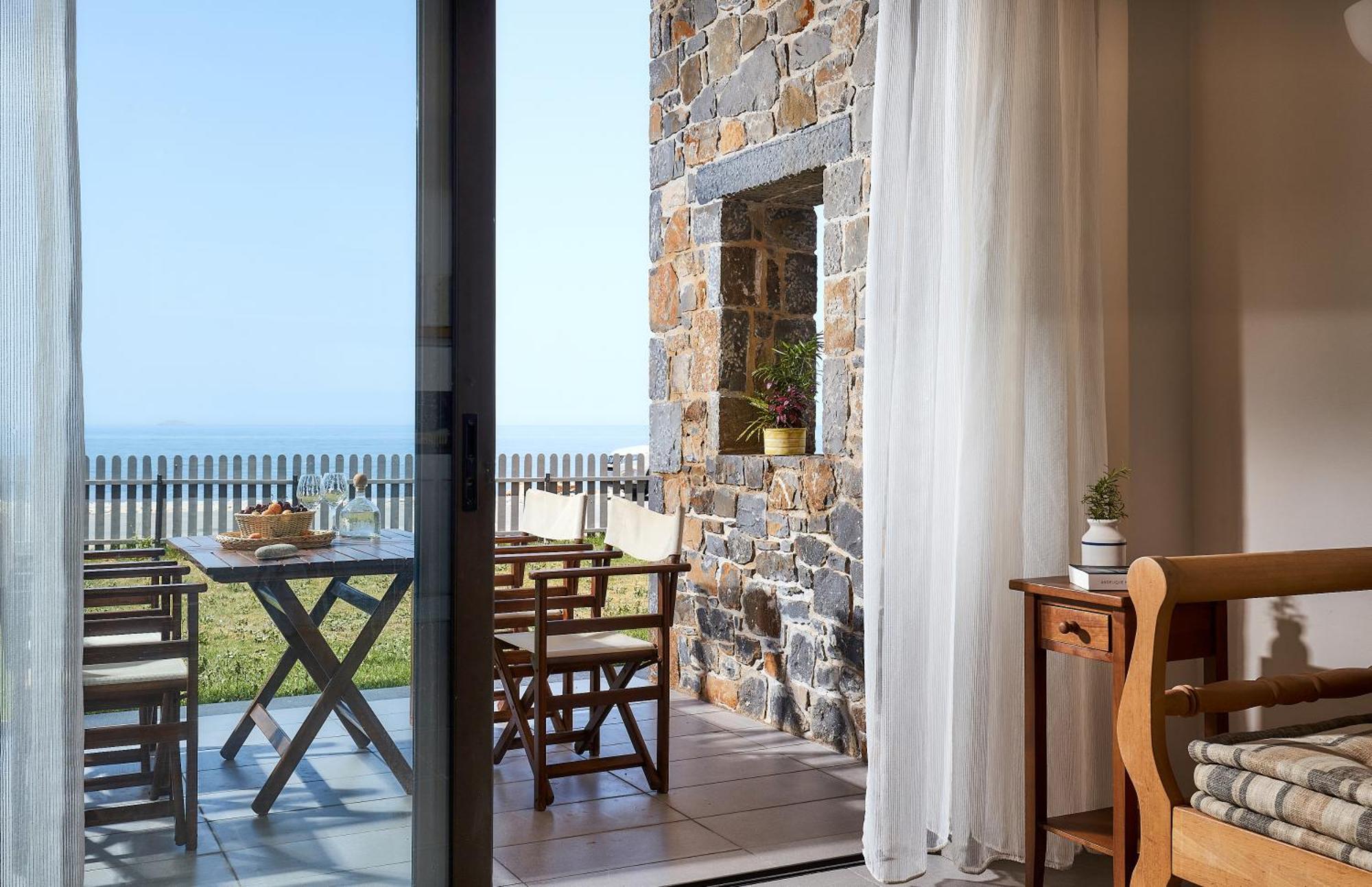 Creteco Hotel & Suites Gournes Gouvon Bagian luar foto